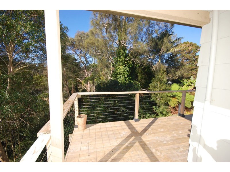 6 Ridgway Road, Avoca Beach NSW 2251