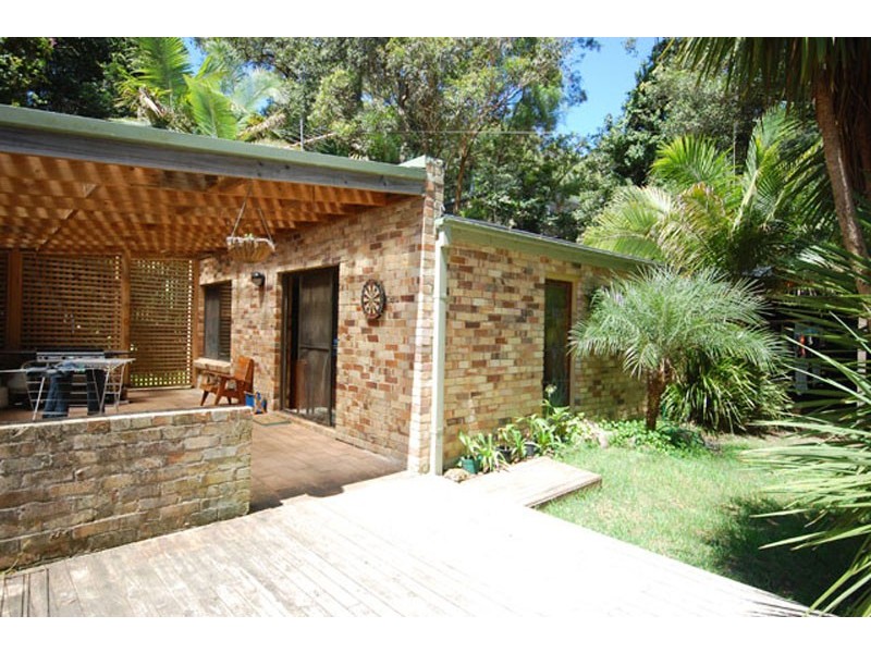 51 Carolina Park Road, Avoca Beach NSW 2251