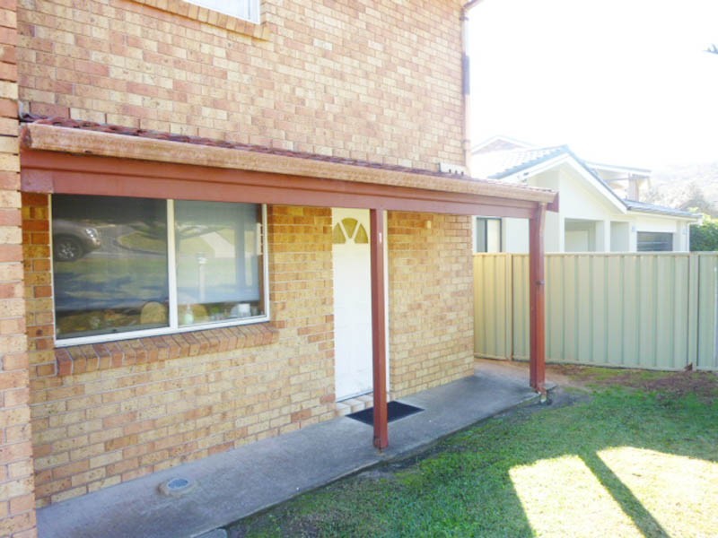 1 SEGURA STREET, Copacabana NSW 2251