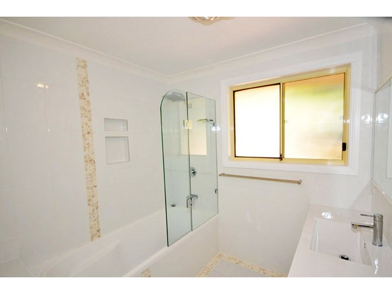 11 Dandenong Close, Avoca Beach NSW 2251
