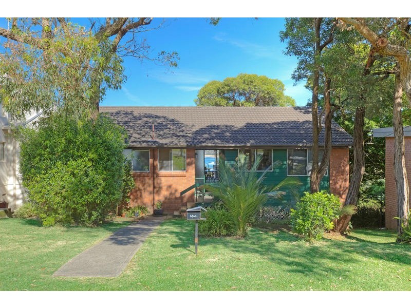 38 Del Monte Place, Copacabana NSW 2251