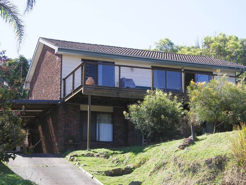 1/175 Del Mar Drive, Copacabana NSW 2251