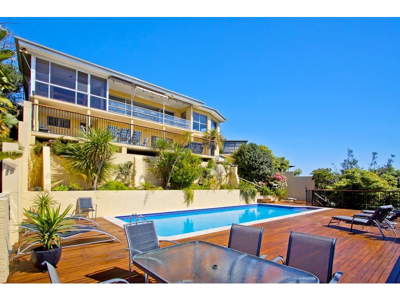 44 Warren Avenue, Avoca Beach NSW 2251