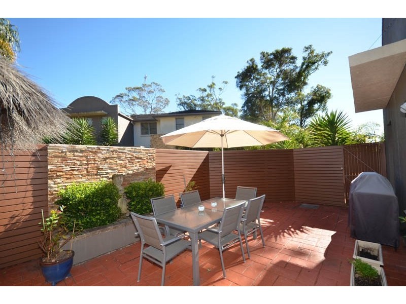 4/201 The Round Drive, Avoca Beach NSW 2251