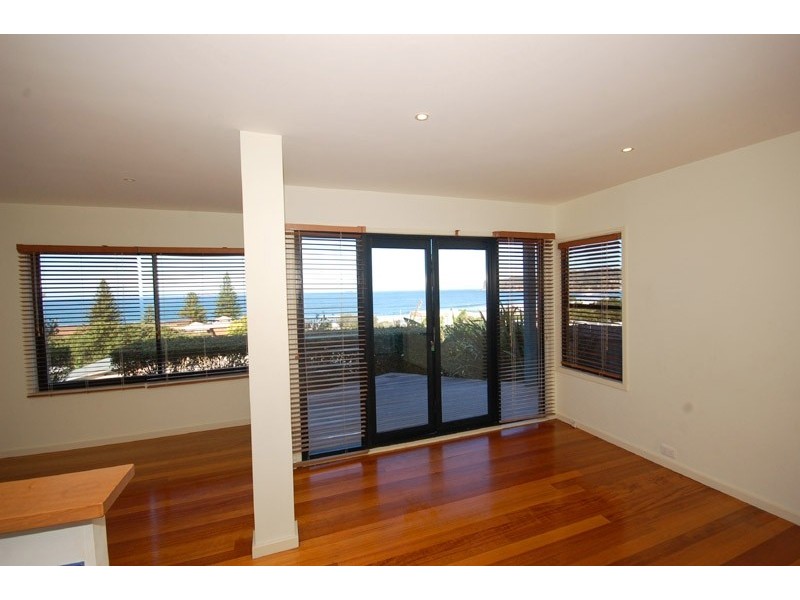 3/38 Tramway Road, North Avoca NSW 2260