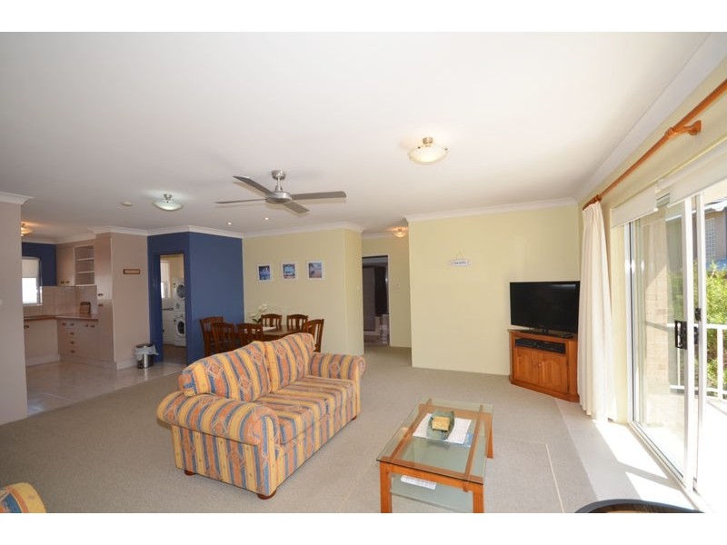 4/96 Avoca Drive, Avoca Beach NSW 2251