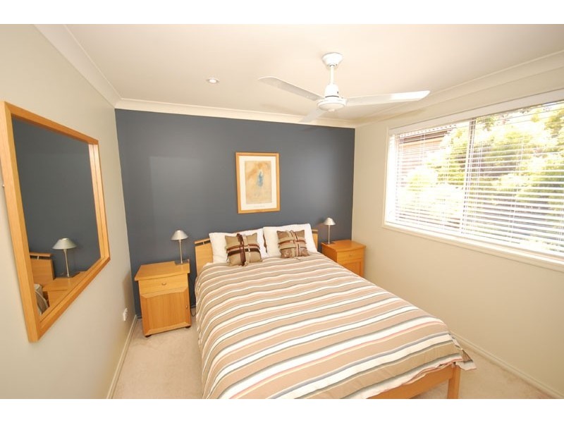 2/7 Smillie Avenue, Terrigal NSW 2260