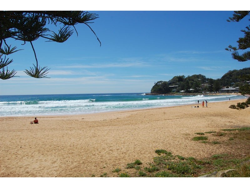 135 Avoca Drive, Avoca Beach NSW 2251