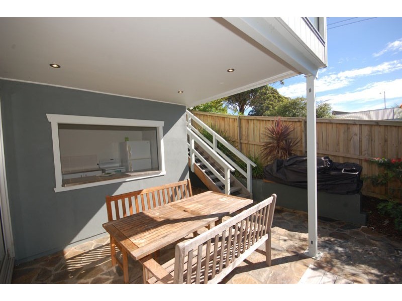 89 Hillside Rd, Avoca Beach NSW 2251
