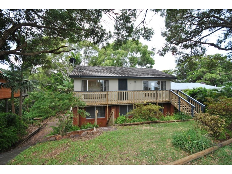 2/27 Chico Street, Copacabana NSW 2251