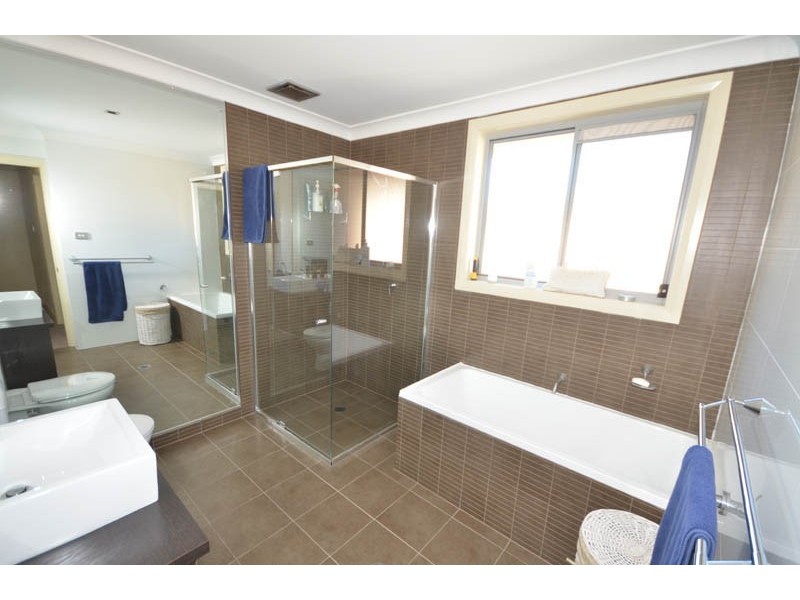 4/201 The Round Drive, Avoca Beach NSW 2251