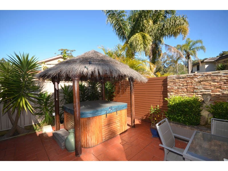 4/201 The Round Drive, Avoca Beach NSW 2251