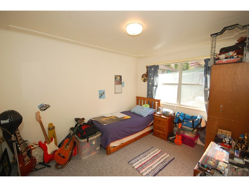 90 The Round Drive, Avoca Beach NSW 2251