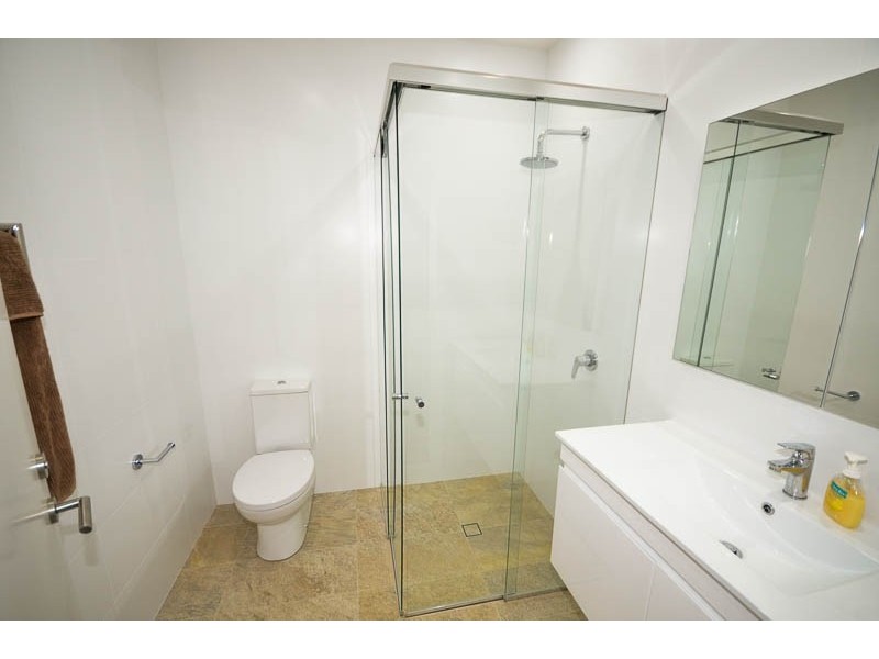 2/220 Del Monte Pl, Copacabana NSW 2251