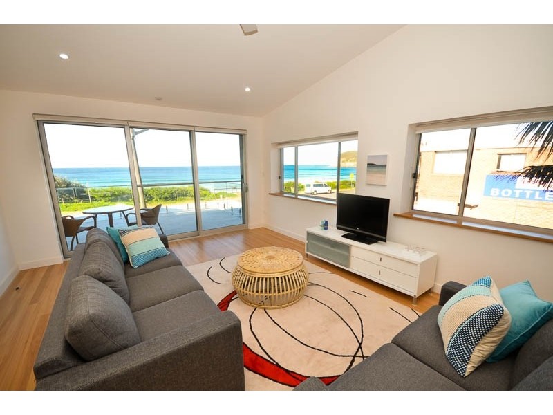 2/220 Del Monte Pl, Copacabana NSW 2251