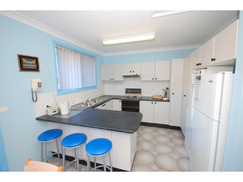 2/24 Pacific Street, Terrigal NSW 2260