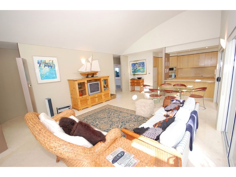 3/95 Avoca Drive, Avoca Beach NSW 2251