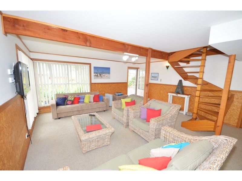 49 Circulo Drive, Copacabana NSW 2251