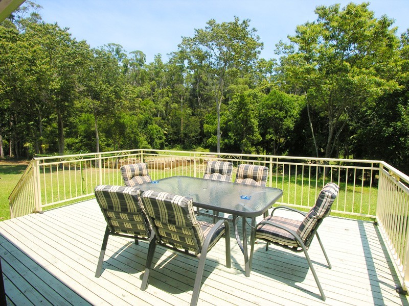 18 DAMIEN DRIVE, Macmasters Beach NSW 2251