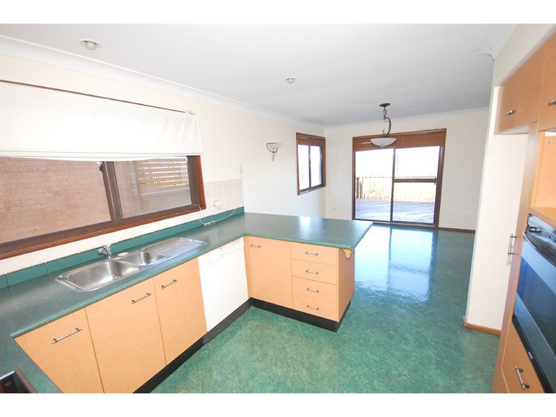 51 Coreen Dr, Wamberal NSW 2260