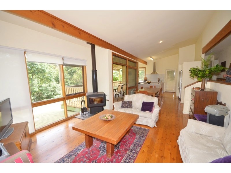 4 Nooree Lane, Avoca Beach NSW 2251