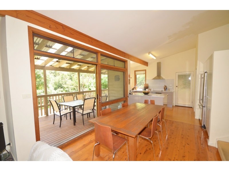 4 Nooree Lane, Avoca Beach NSW 2251