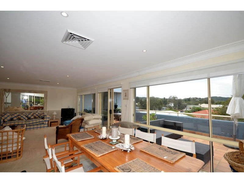 11/21-24 North Avoca Parade, North Avoca NSW 2260