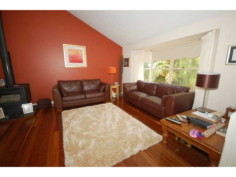 35 Hillside Rd, Avoca Beach NSW 2251