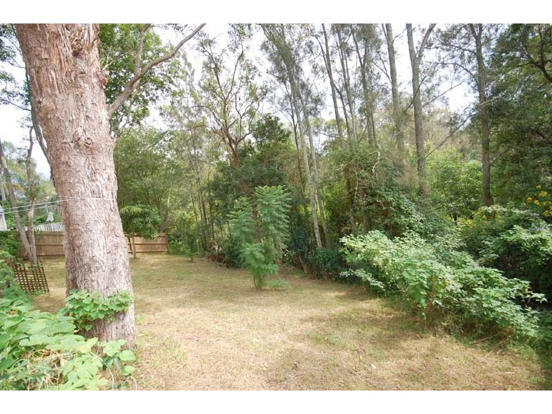 35 Hillside Rd, Avoca Beach NSW 2251