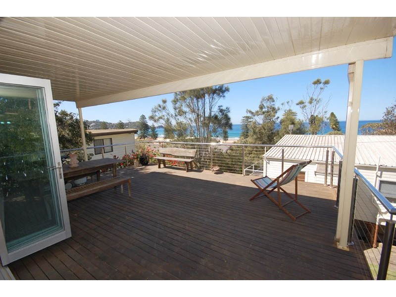 2 Austral Avenue, Avoca Beach NSW 2251