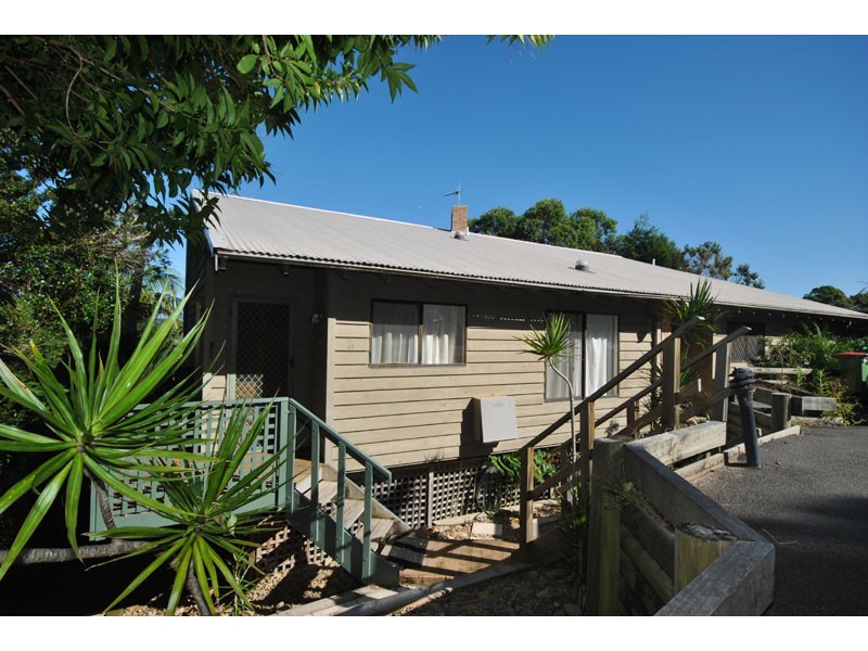 2/117 Oceano Street, Copacabana NSW 2251