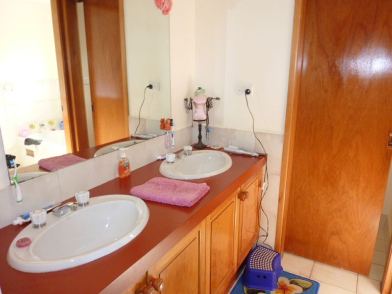 2/99 Copacabana Drive, Copacabana NSW 2251