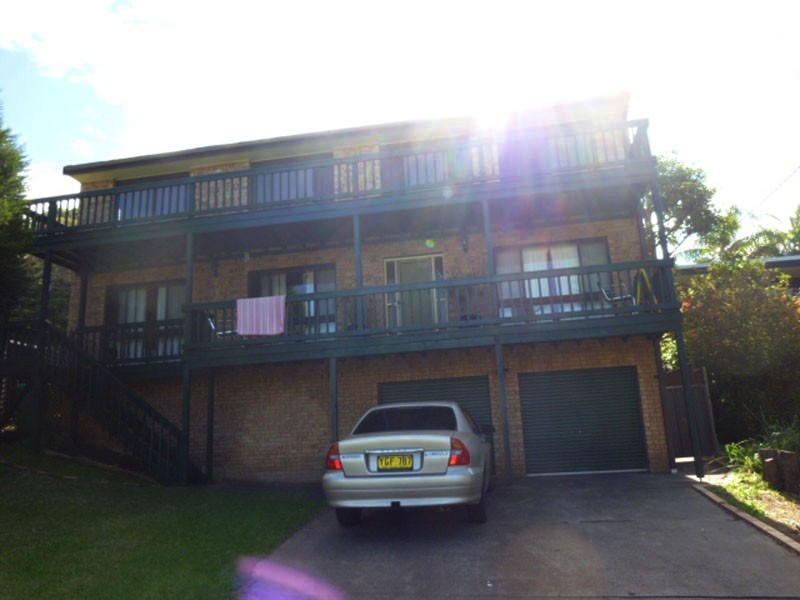 2/99 Copacabana Drive, Copacabana NSW 2251