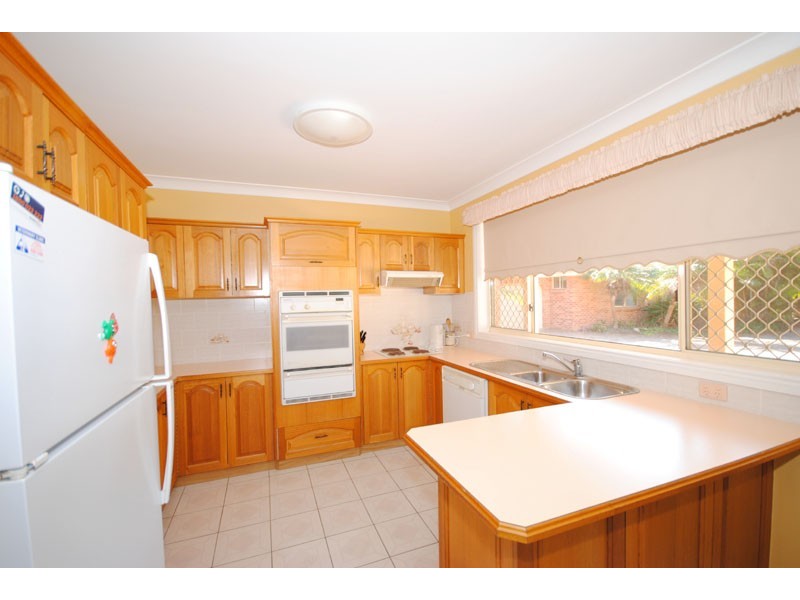 2/35 Ocean Street, North Avoca NSW 2260