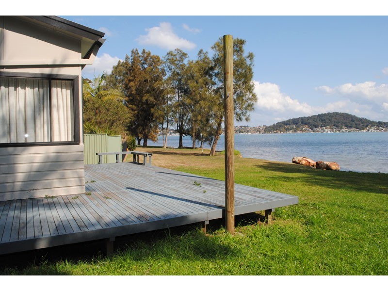 319 Avoca Drive, Green Point NSW 2251