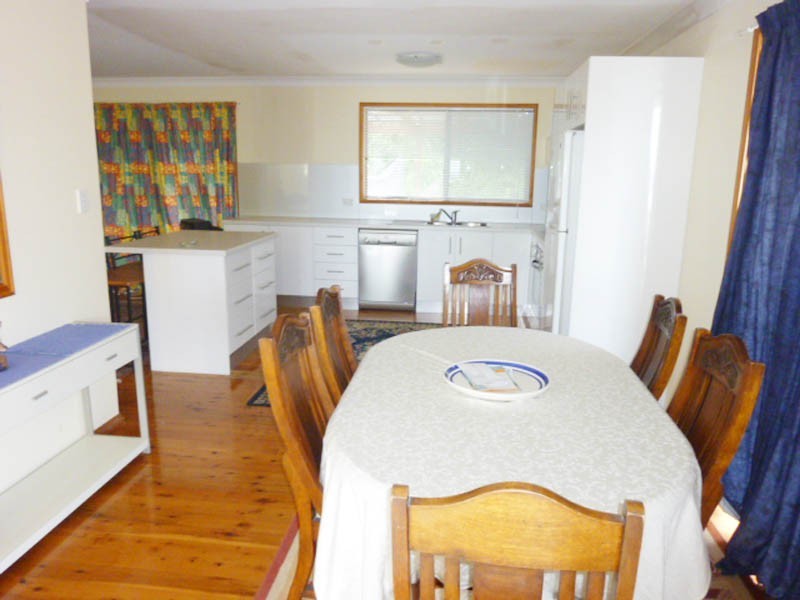 86 Copacabana Drive, Copacabana NSW 2251