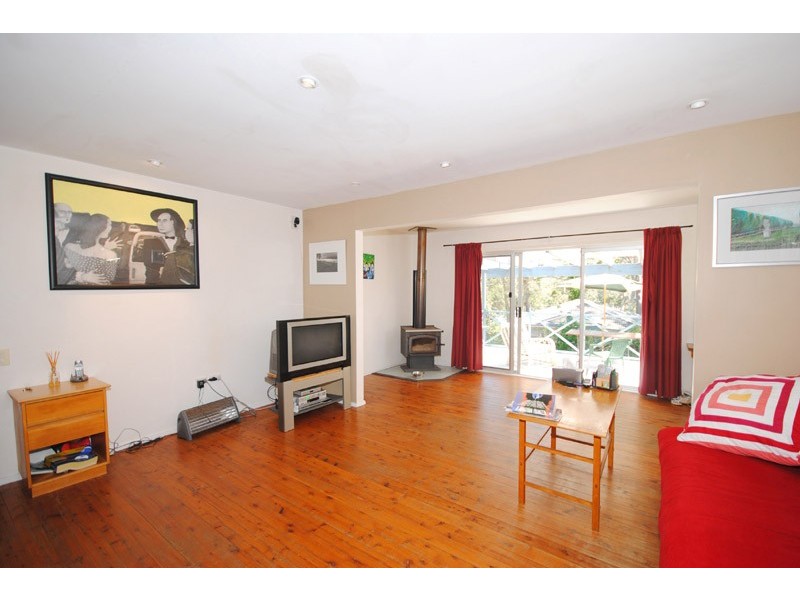 57 The Round, Avoca Beach NSW 2251