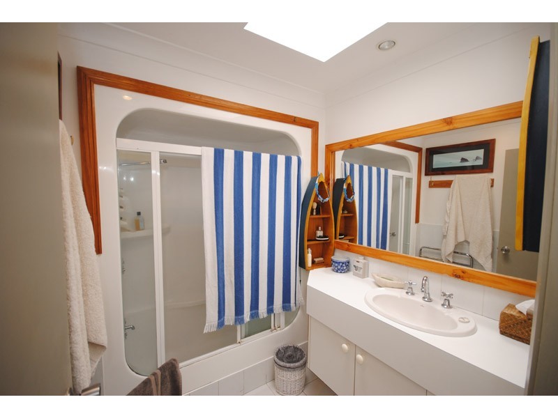 North Avoca NSW 2260