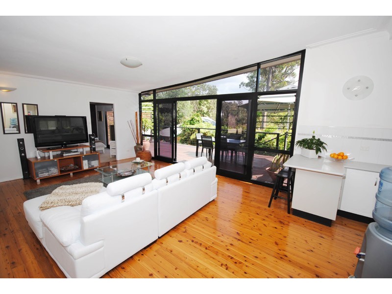 161B The Round Drive, Avoca Beach NSW 2251