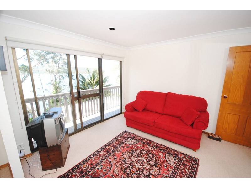 6 Carella Parade, Kincumber South NSW 2251