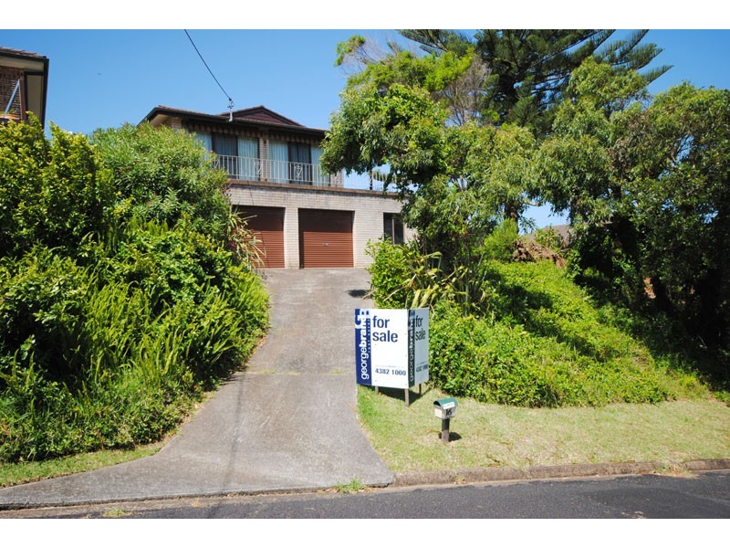 16 Circulo Drive, Copacabana NSW 2251