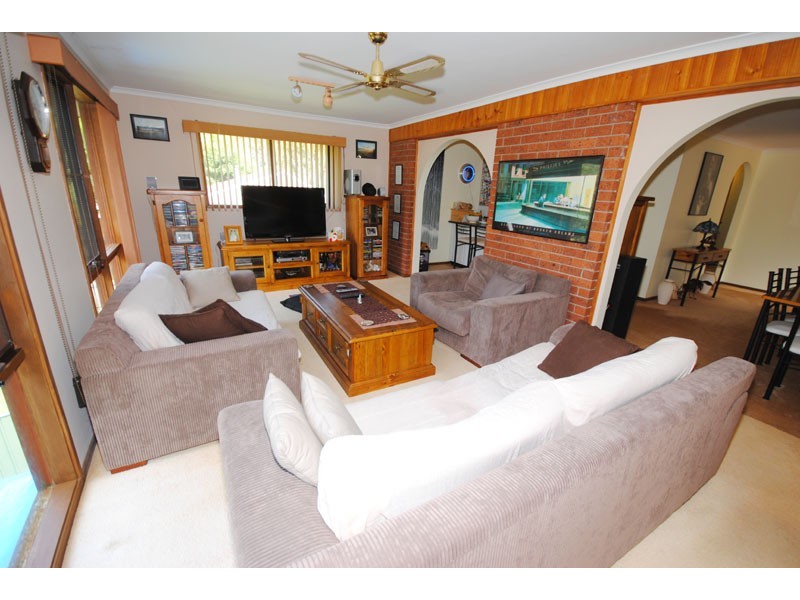 92 Del Mar Drive, Copacabana NSW 2251