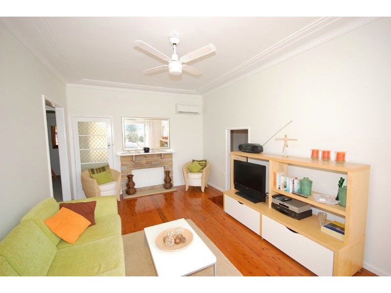 72 Avoca Drive, Avoca Beach NSW 2251