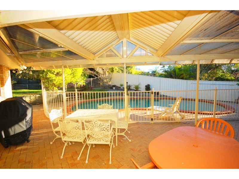 1 OCEANO STREET, Copacabana NSW 2251