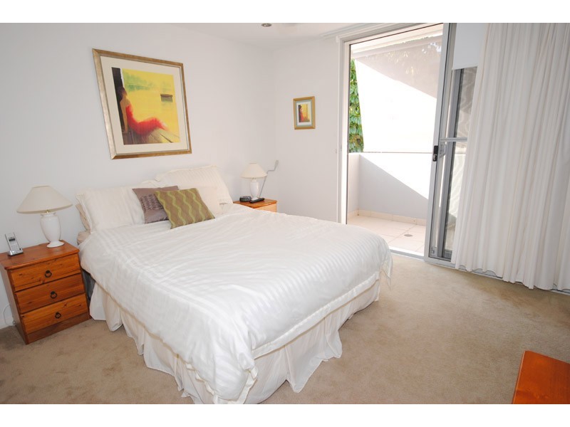 8/107 Ocean Parade, Blue Bay NSW 2261