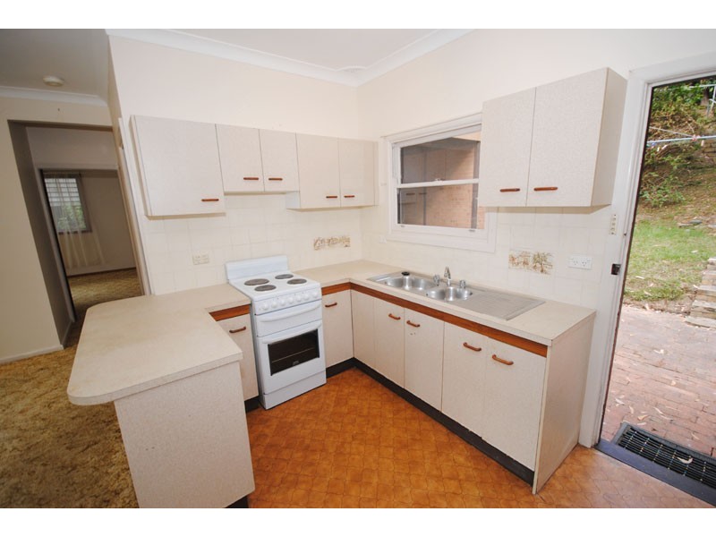 2/24 Fairscene Crescent, Avoca Beach NSW 2251