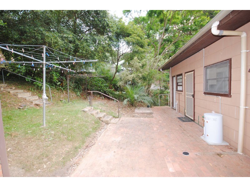 2/24 Fairscene Crescent, Avoca Beach NSW 2251