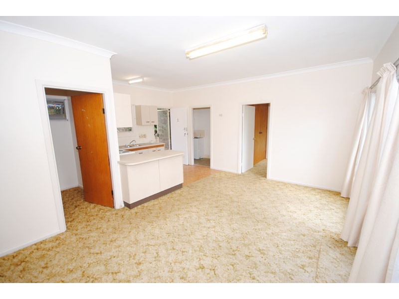 2/24 Fairscene Crescent, Avoca Beach NSW 2251