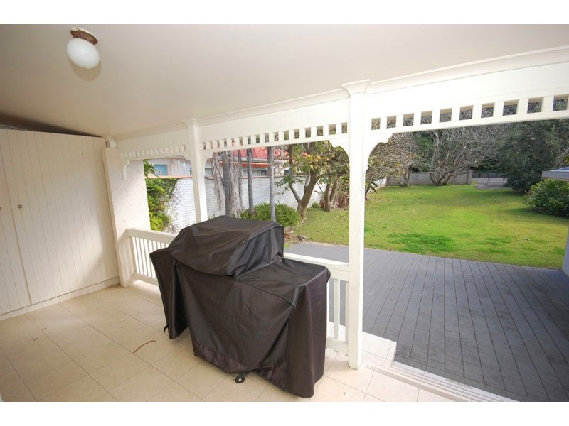 141 Avoca Drive, Avoca Beach NSW 2251