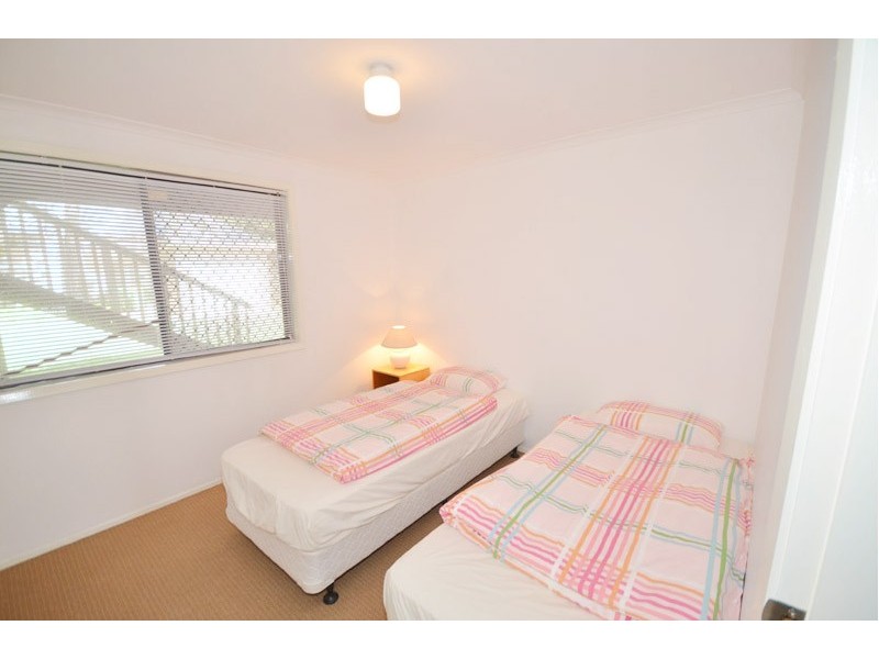 2/10 Ficus Avenue, Avoca Beach NSW 2251